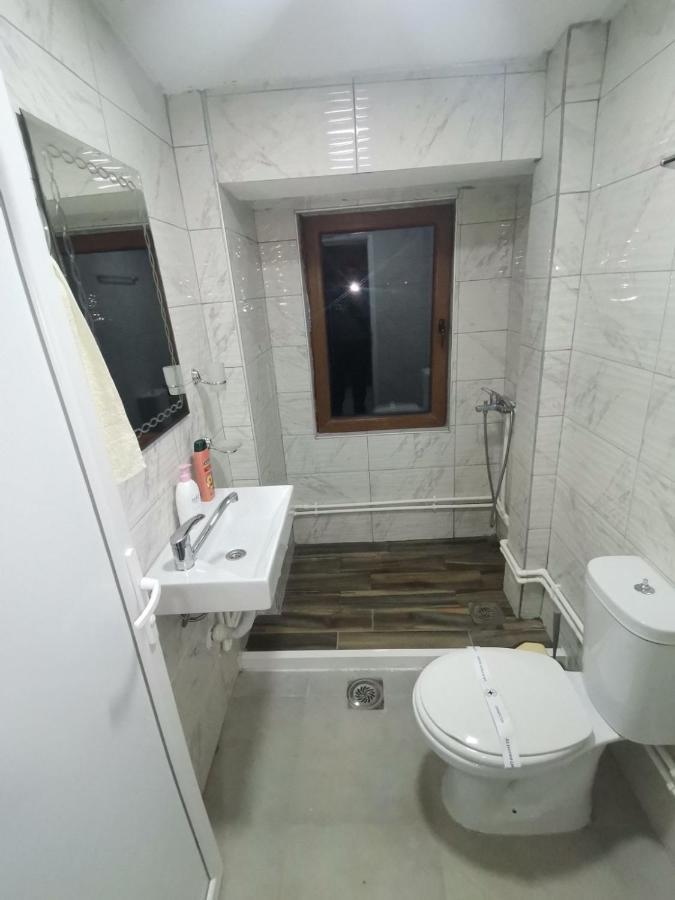 Ana-mavrovo Apartment
